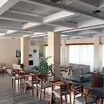 Iria Mare 4*