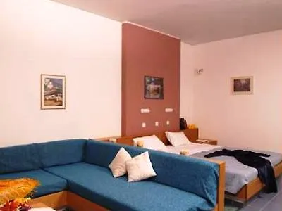 Iria Mare Hotel 4*